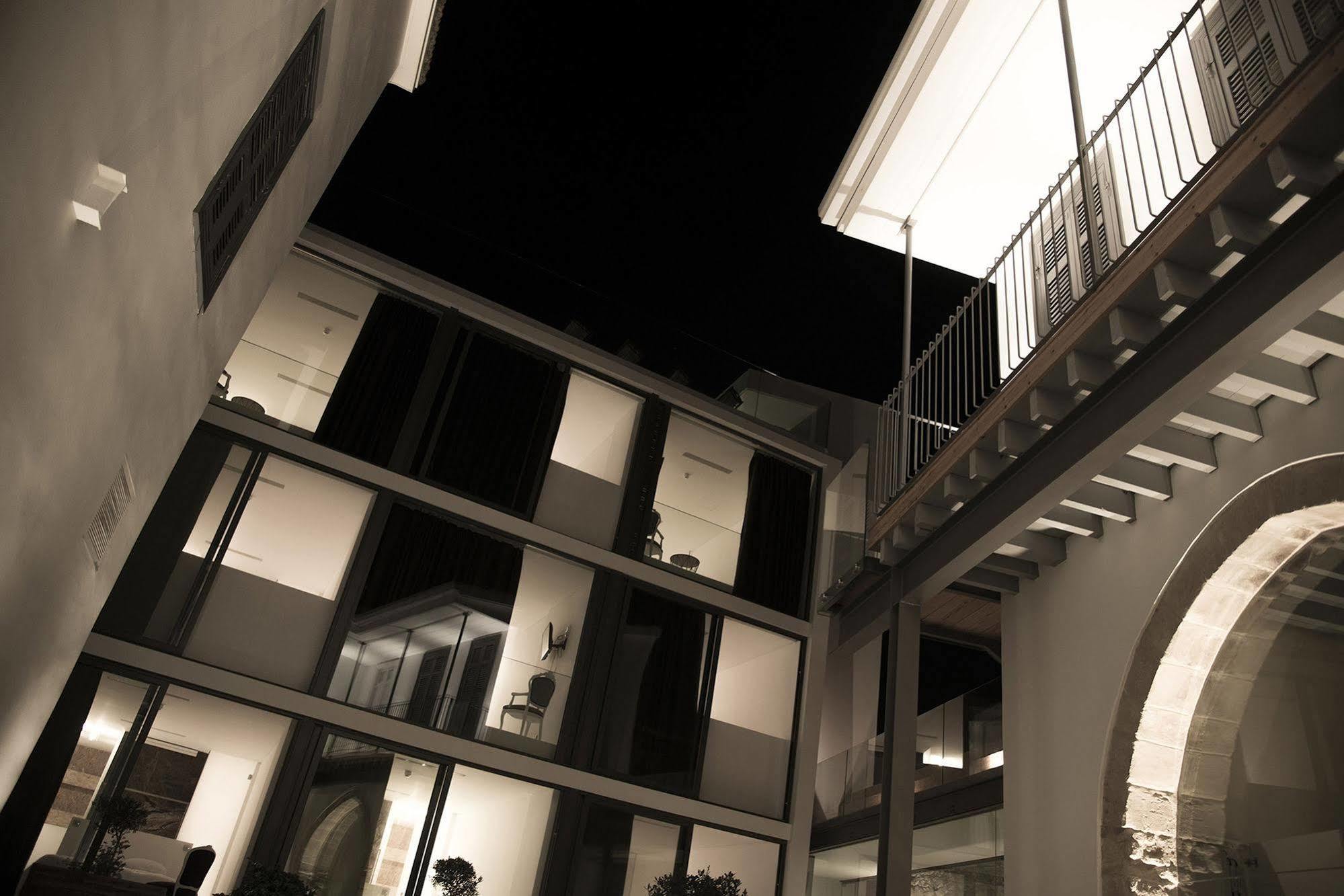 Lokàl Hotel Larnaca Exterior foto